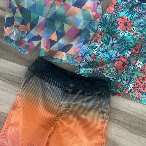 Boys board shorts, swim trunks - Picture 2 of 2